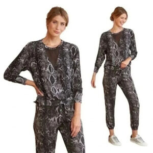 LNA Orion Python Sweatshirt Size Small